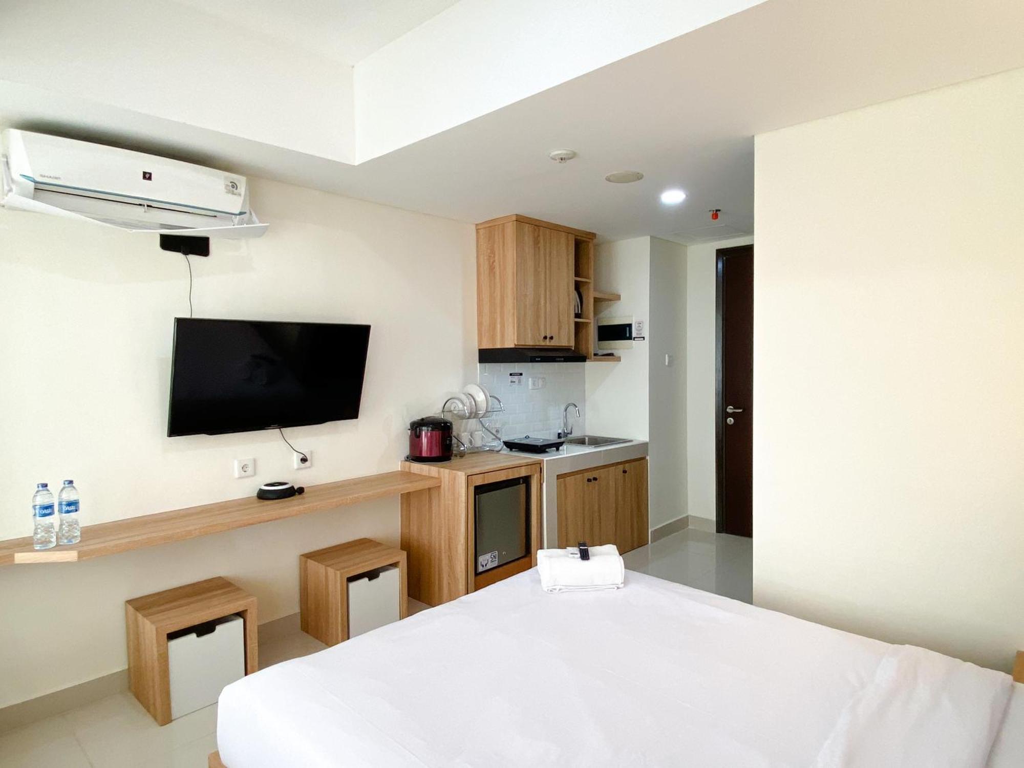 Simply Look Studio Room Pollux Chadstone Apartment By Travelio Cikarang Esterno foto